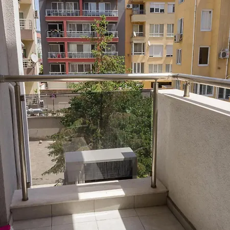 Homey 1-bd In Varna, Next To Grand Mall By Flat Mаnаger * Varna